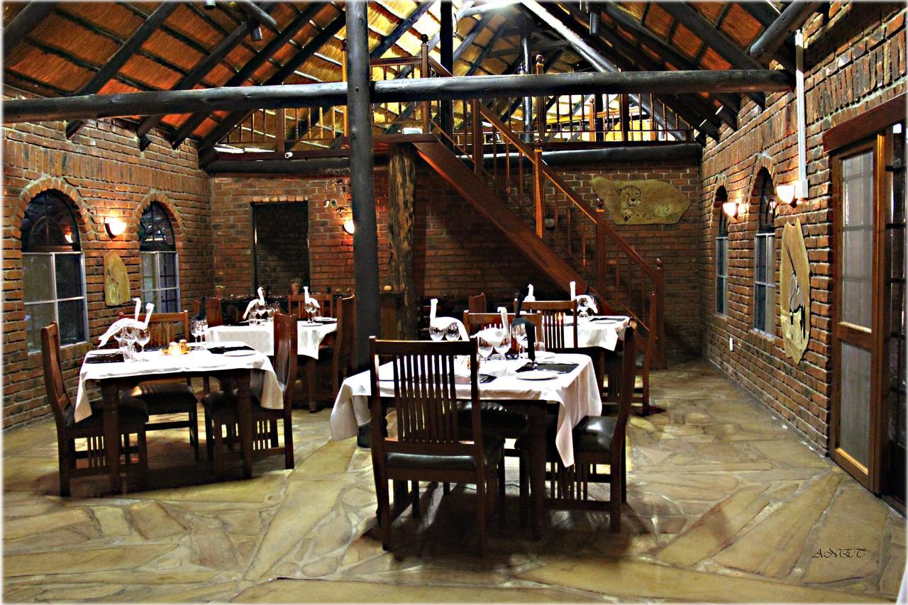 Fiume Lodge Grootfontein Екстериор снимка