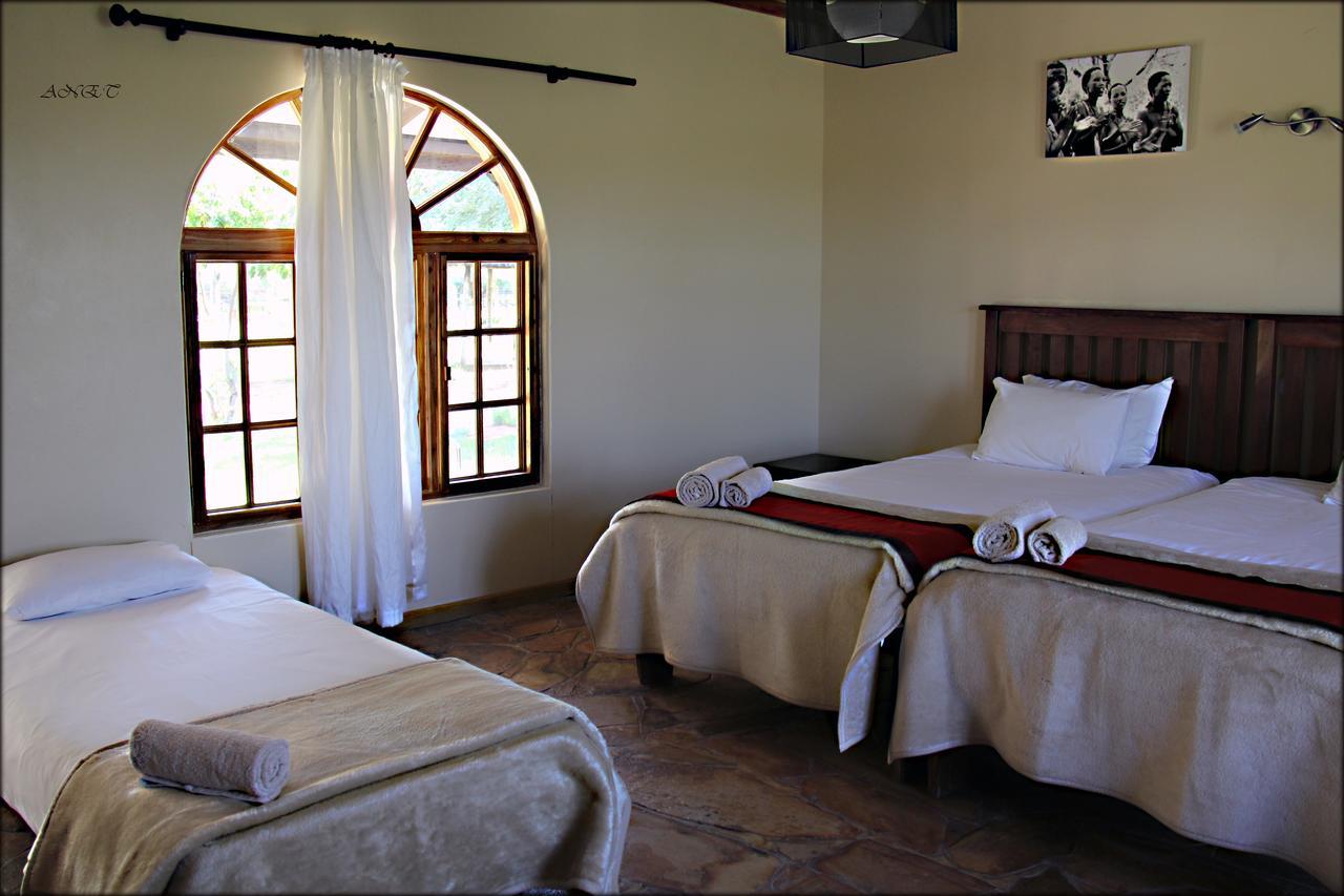Fiume Lodge Grootfontein Екстериор снимка